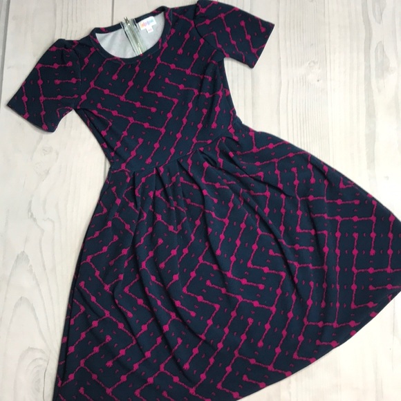 LuLaRoe Dresses & Skirts - LuLaRoe Amelia